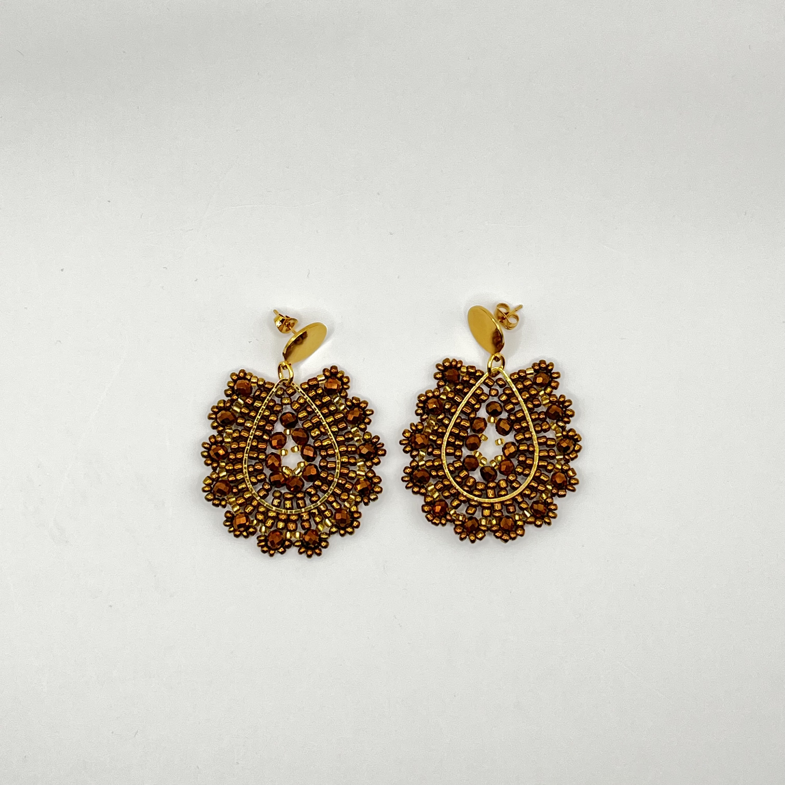 Aros bohemios café con mostacillas 2