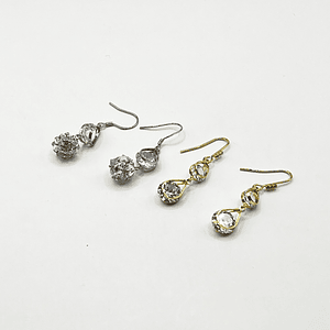 Aros de rodio dorados doble gota con circones