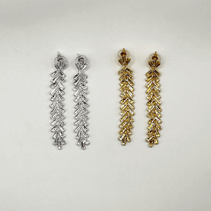 Aros de rodio dorados largos espiga de circones