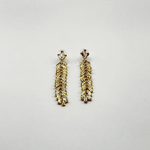 Aros de rodio dorados largos espiga de circones