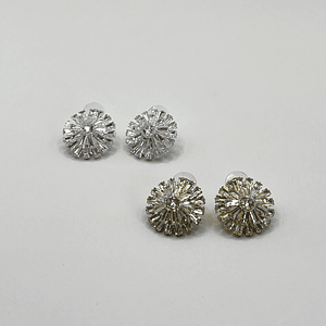 Aros de rodio plateados flor de cristales