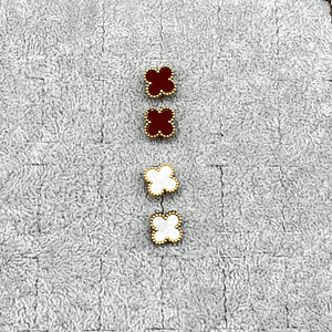 Aros de acero quirúrgico y nácar trébol burdeo con dorado