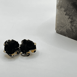 Aros de fantasía dorados con flor de tela negra