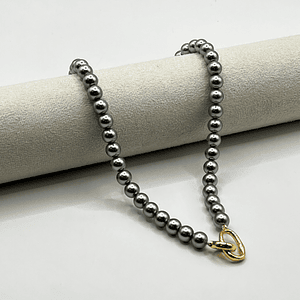 Collar de acero quirúrgico con perlas grises