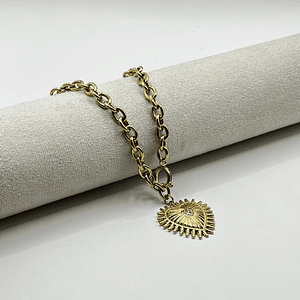 Collar de acero quirúrgico dorado de cadena con corazón sagrado