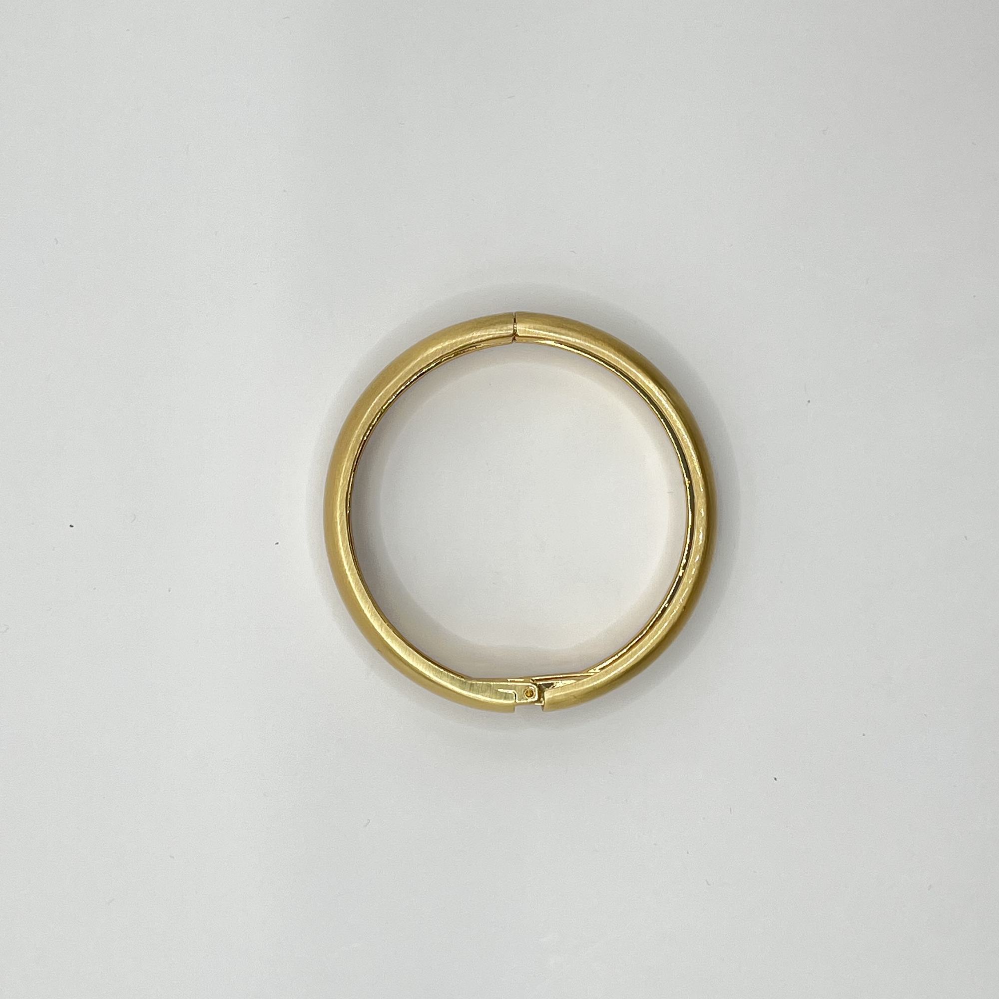 Pulsera esclava de fantasía dorada satinada 2