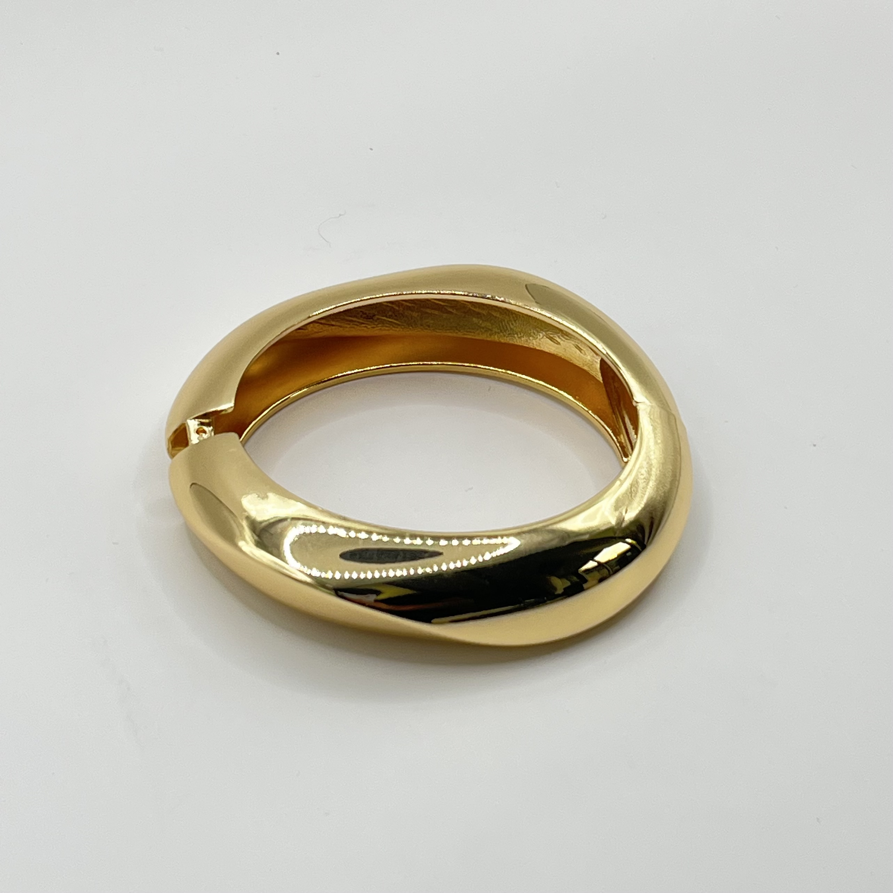 Pulsera esclava de fantasía dorada orgánica 1