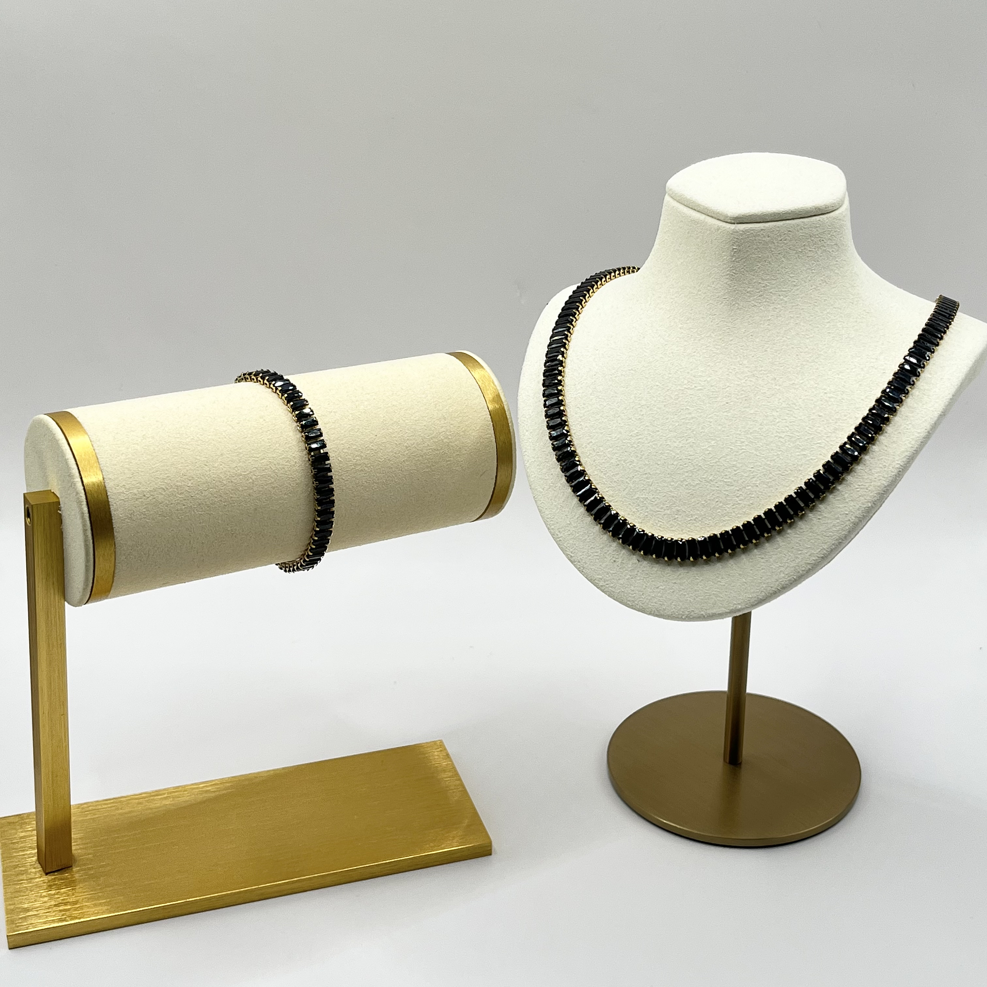 Conjunto de acero quirúrgico negro con collar y pulsera 1