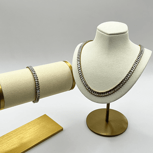 Conjunto de acero quirúrgico con collar y pulsera de cristales