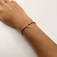 Pulsera de acero quirúrgico roja con cruz dorada - Miniatura 2