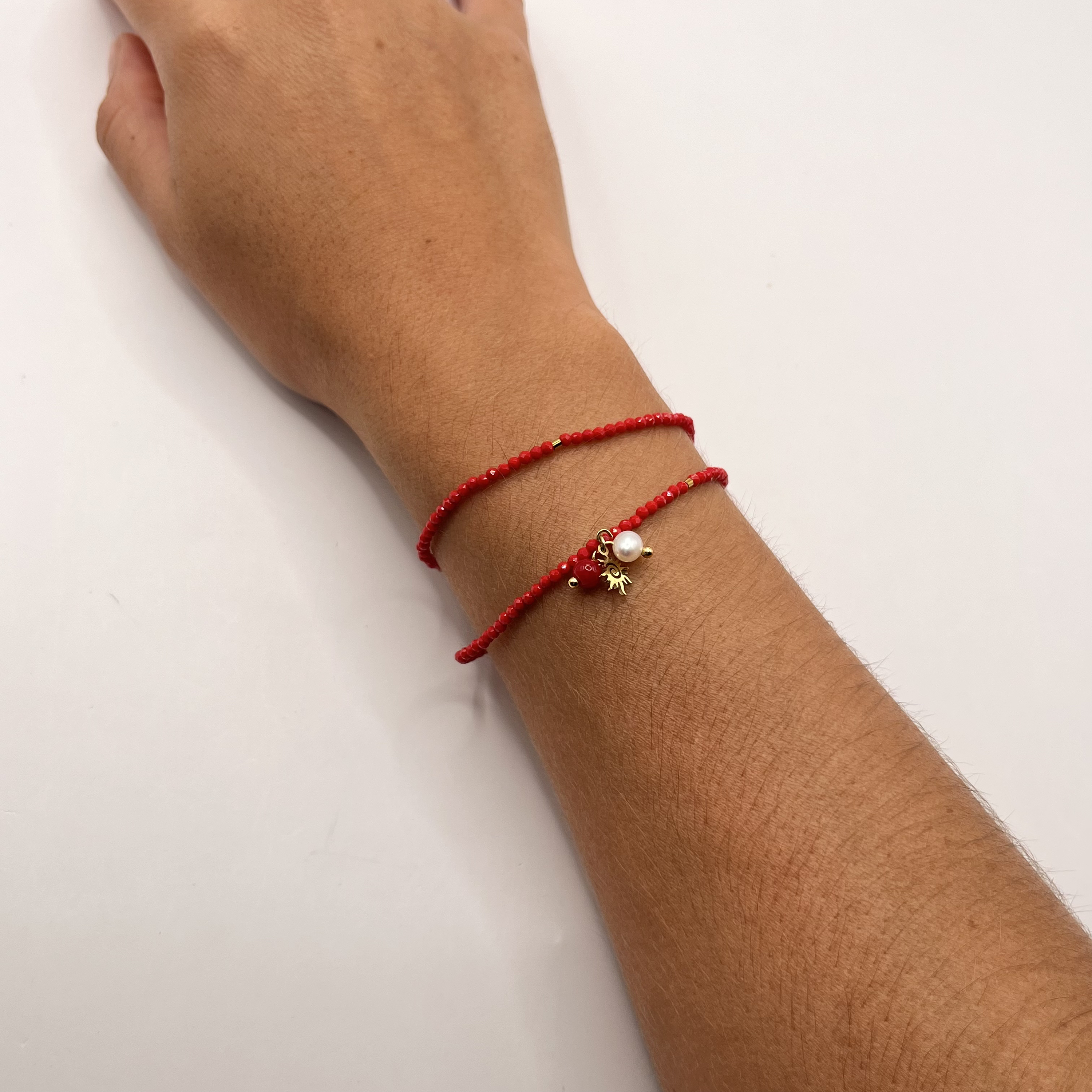 Pulsera de acero quirúrgico roja doble vuelta con perla 2