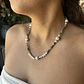 Collar de acero quirúrgico con perlas de río y piedras verdes - Miniatura 2