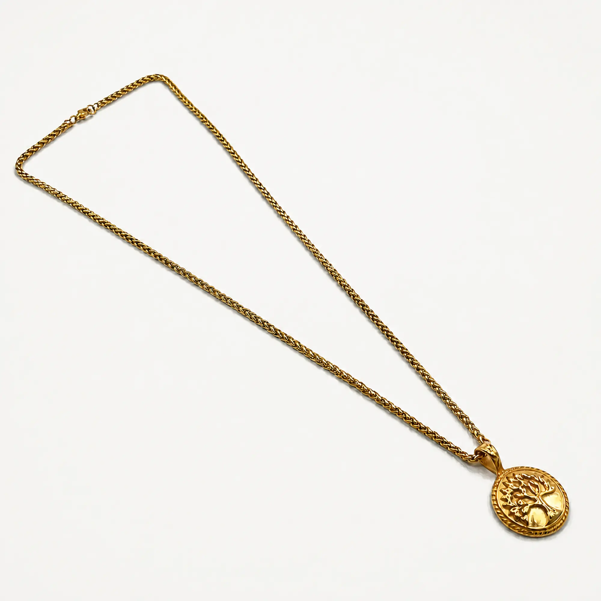 Collar dorado con dije árbol de la vida 3