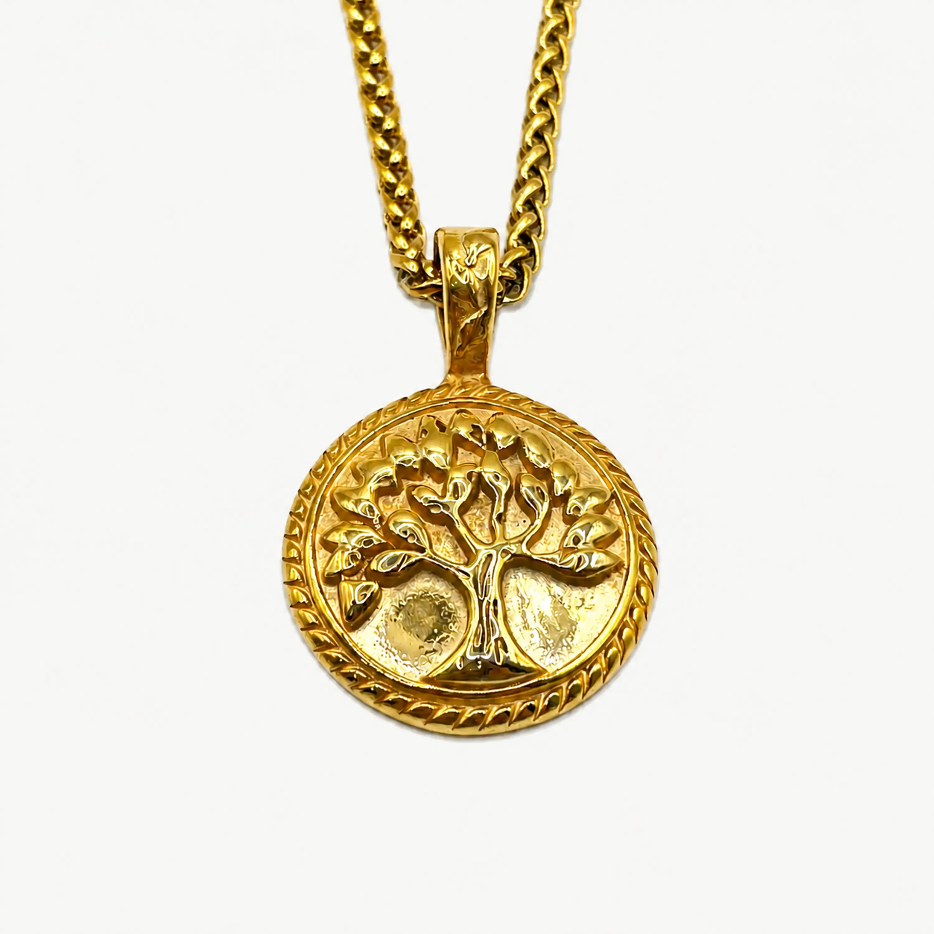Collar dorado con dije árbol de la vida 1