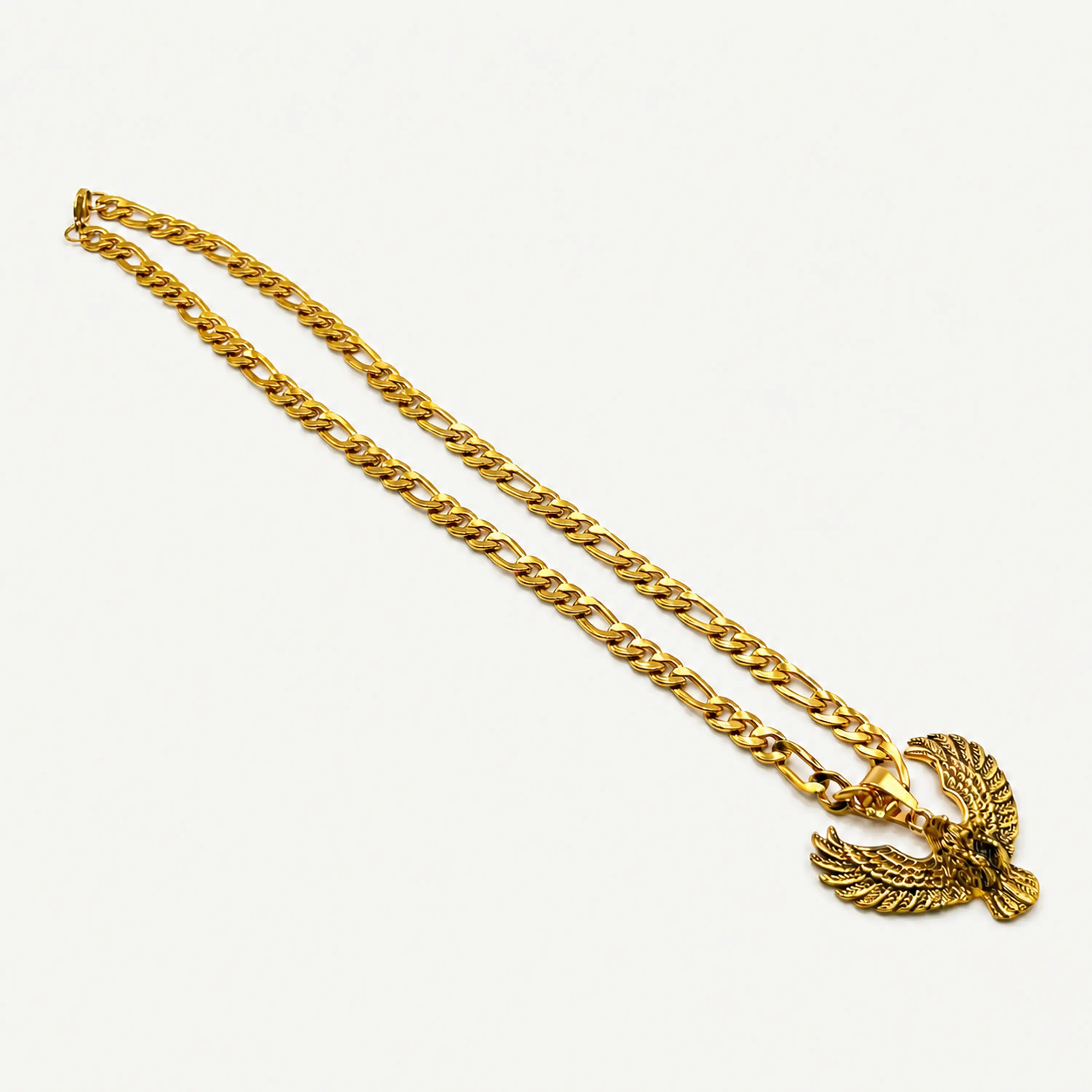 Collar dorado de acero quirúrgico con dije de águila 3