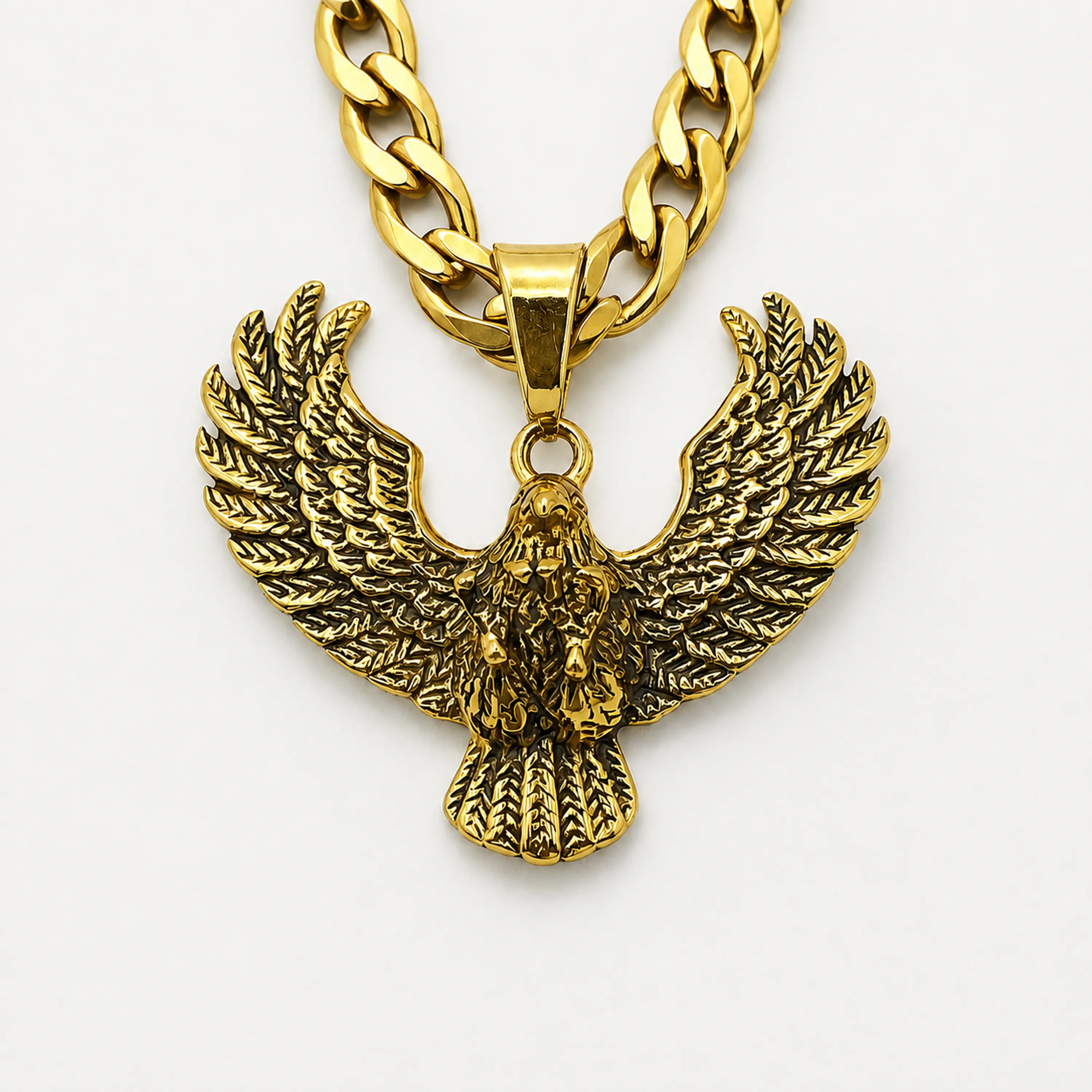 Collar dorado de acero quirúrgico con dije de águila 1