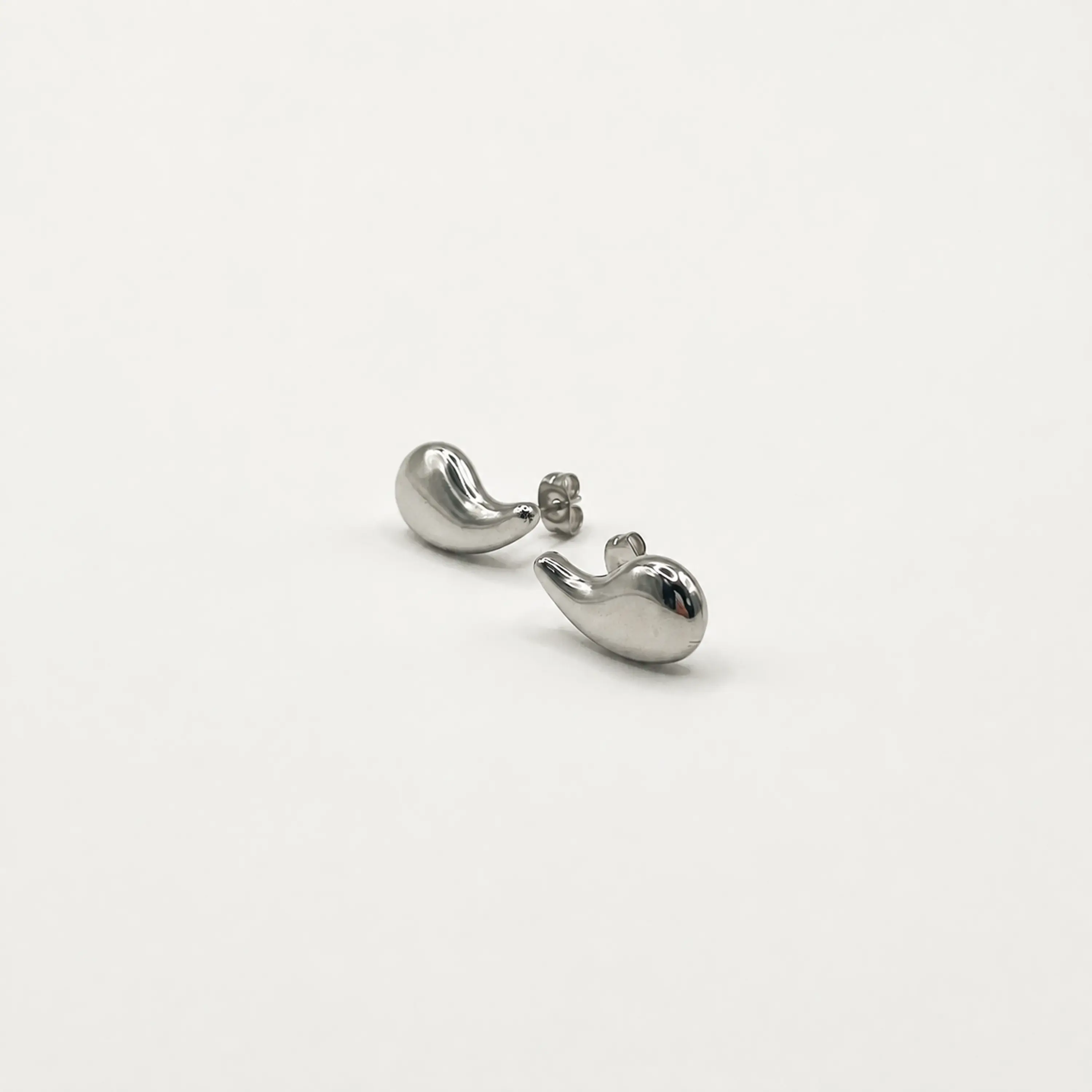 Aros de acero quirurgico gota bold dorados 2