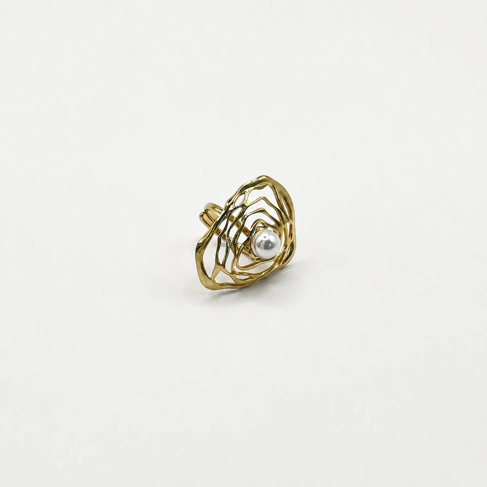 Anillo ajustable dorado calado con perla 1