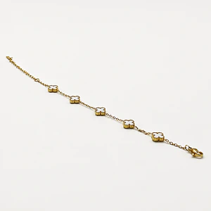 Pulsera de acero quirúrgico y nácar con flores blancas