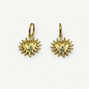Aros de acero quirúrgico de argolla con corazón radiante
