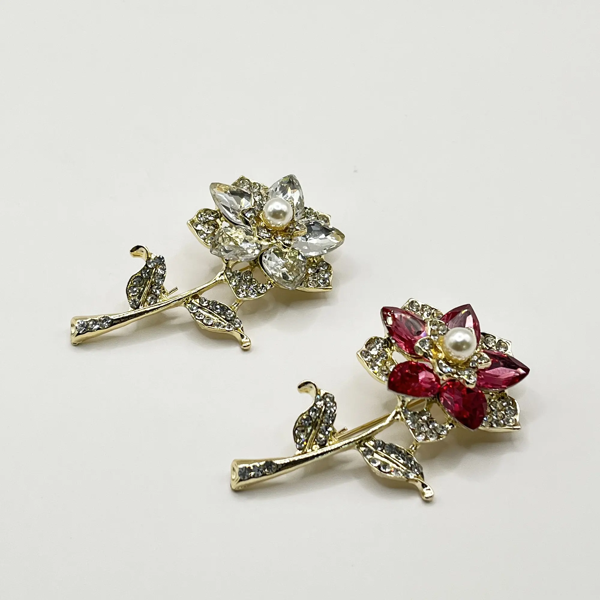 Set de 3 prendedores surtidos 4