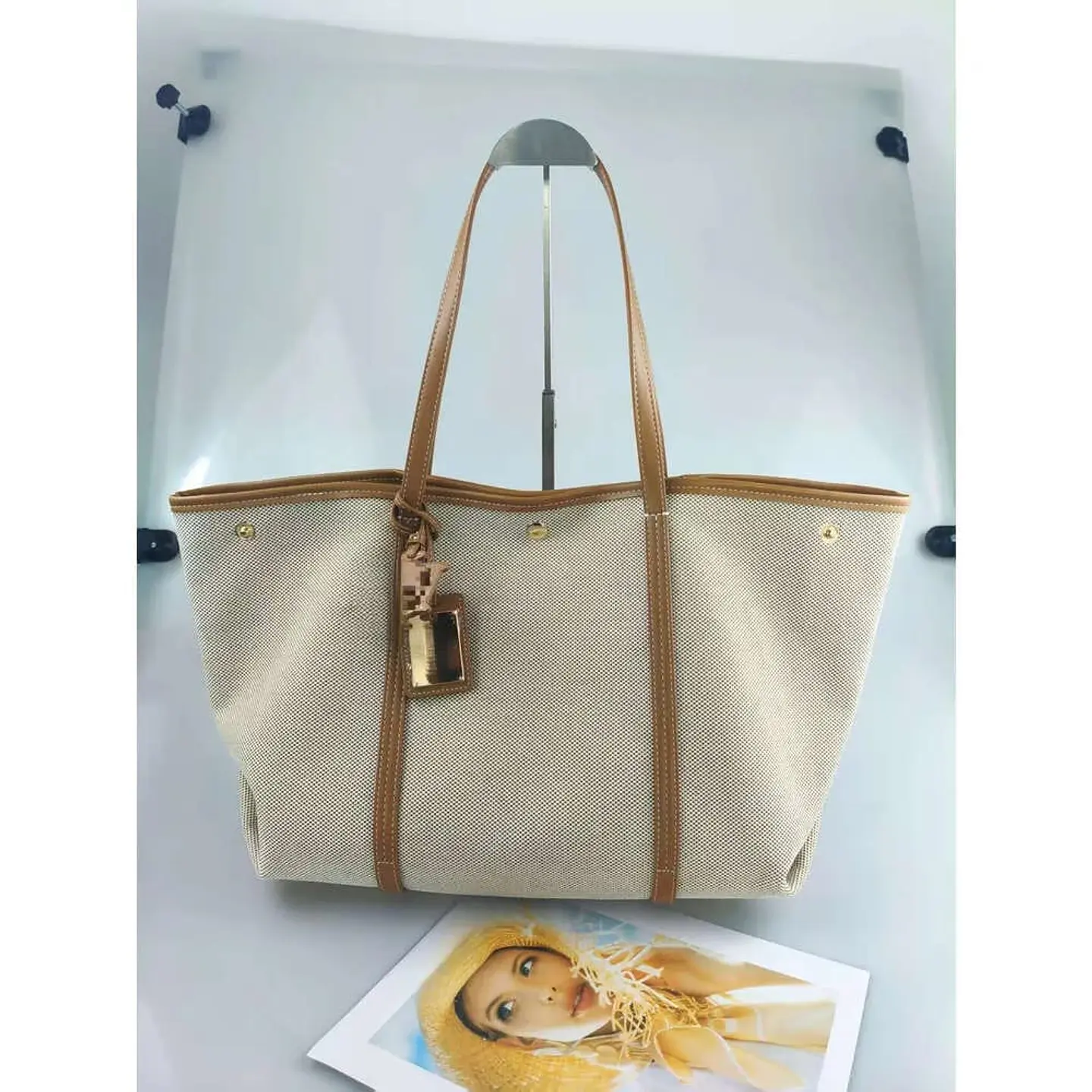 Tote de lona con asas de cuero 3