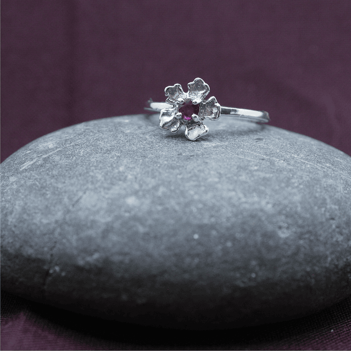 Anillo Flor de Guasca Rubí Plata 2