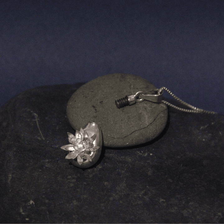  Collar Perfumero Mini Frailejon Plateado 1