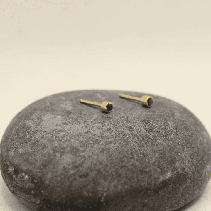 Topos esmeraldas 2.8mm oro de 18k 7