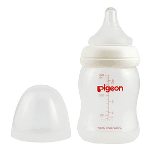 Mamadera Pigeon Plástico Softouch Boca Ancha 160 Ml 0+ Meses