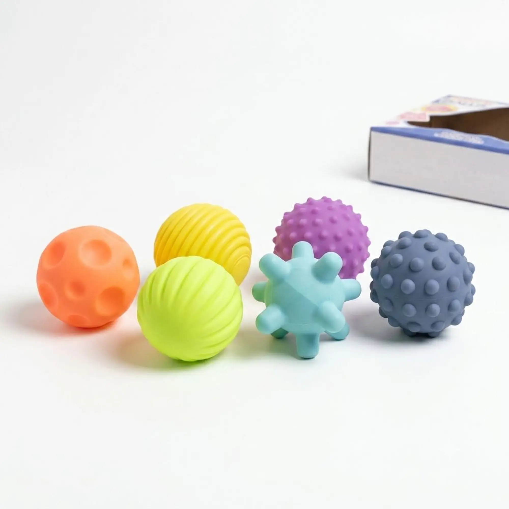 Set 6 Pelotas Sensoriales Didácticas Para Bebé Con Texturas 3