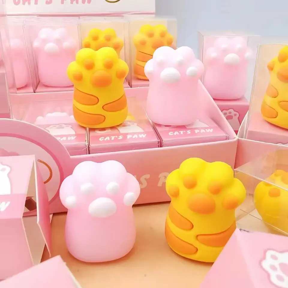SACAPUNTA KAWAII PATITA DE GATO - KUKI 2