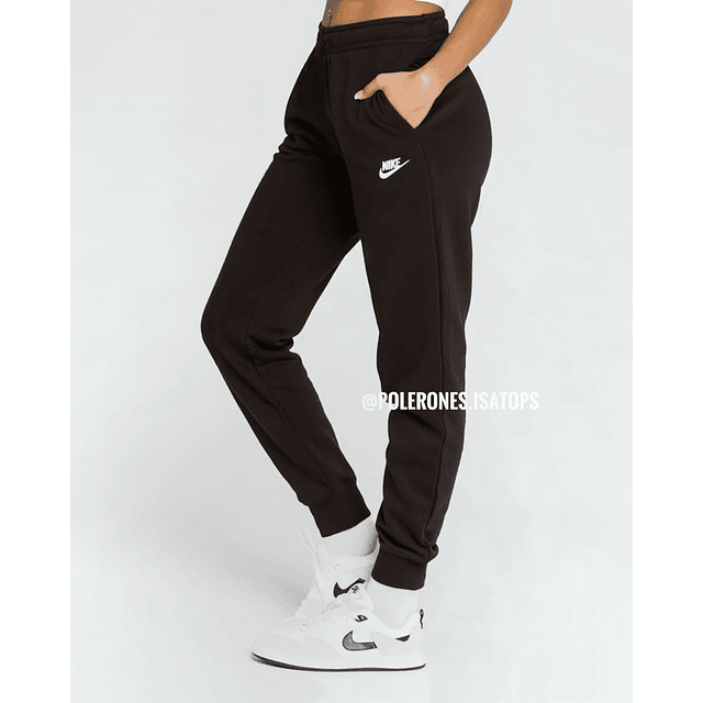 Pantalón de Modelo Nike
