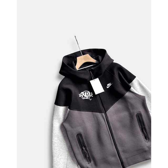 Poleron Modelo Syna World x Tech 