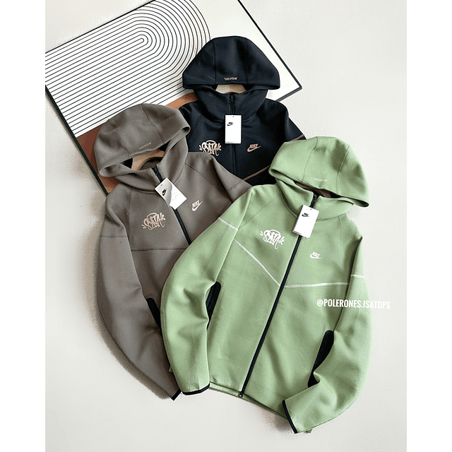 Poleron Modelo Syna World x Tech 