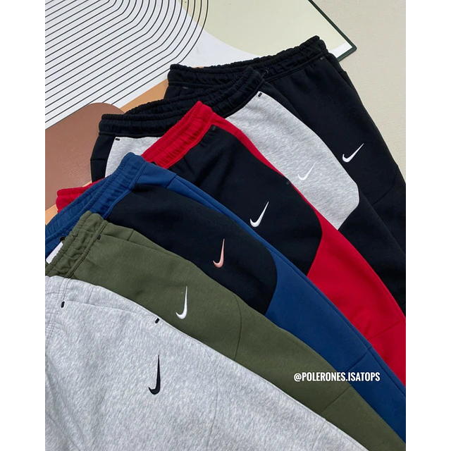 Pantalones Modelo PSG x Tech