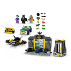 LEGO BATICUEVA CON BATMAN, BATGIRL Y THE JOKER 76272 2