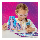 MY LITTLE PONY IZZY MOONBOW LUCES Y SONIDOS  4