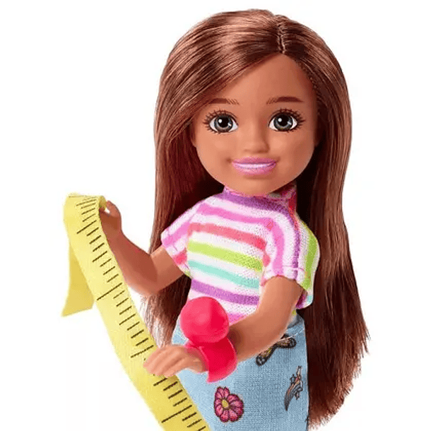 BARBIE CHELSEA CAN BE DISEÑADORA DE MODA 4