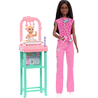 BARBIE DOCTORA DE BEBÉS MORENA MUÑECA Y ACCESORIOS 1