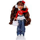 MUÑECA BRATZ X HELLO KITTY YASMIN CON ACCESORIOS 2