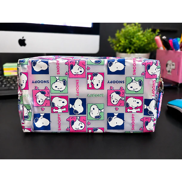 ESTUCHE SNOOPY GELATTI MATTE TRANSPARENTE 21cm 5
