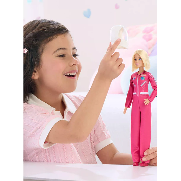 MUÑECA BARBIE ASTRONAUTA CON CASCO ESPACIAL 4