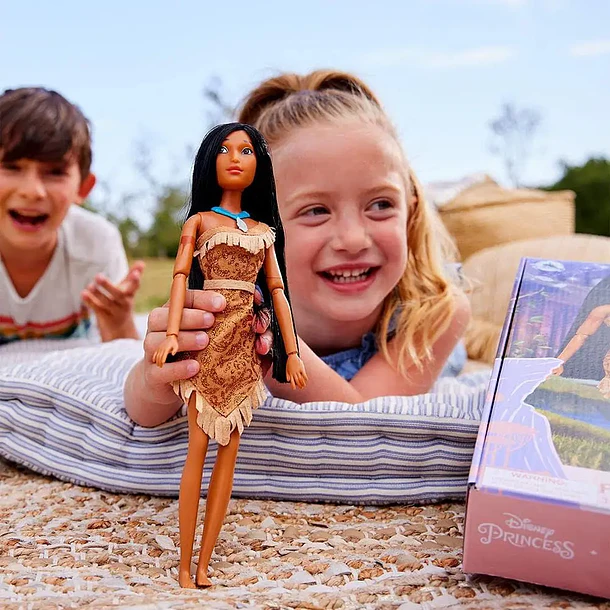 MUÑECA POCAHONTAS DISNEY PRINCESAS ORIGINAL 4