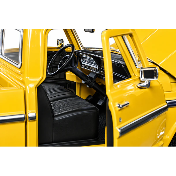 CAMIONETA FORD F-100 1972 AMARILLA 1:24 MOTORMAX  5