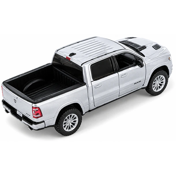RAM 1500 CREW CAB LARAMIE 2019 MOTORMAX ESCALA 1:24 PLATA 2
