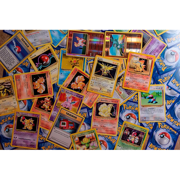 PACK POKÉMON 50 CARTAS + 1 ULTRA RARA Y CAJA LCC 2