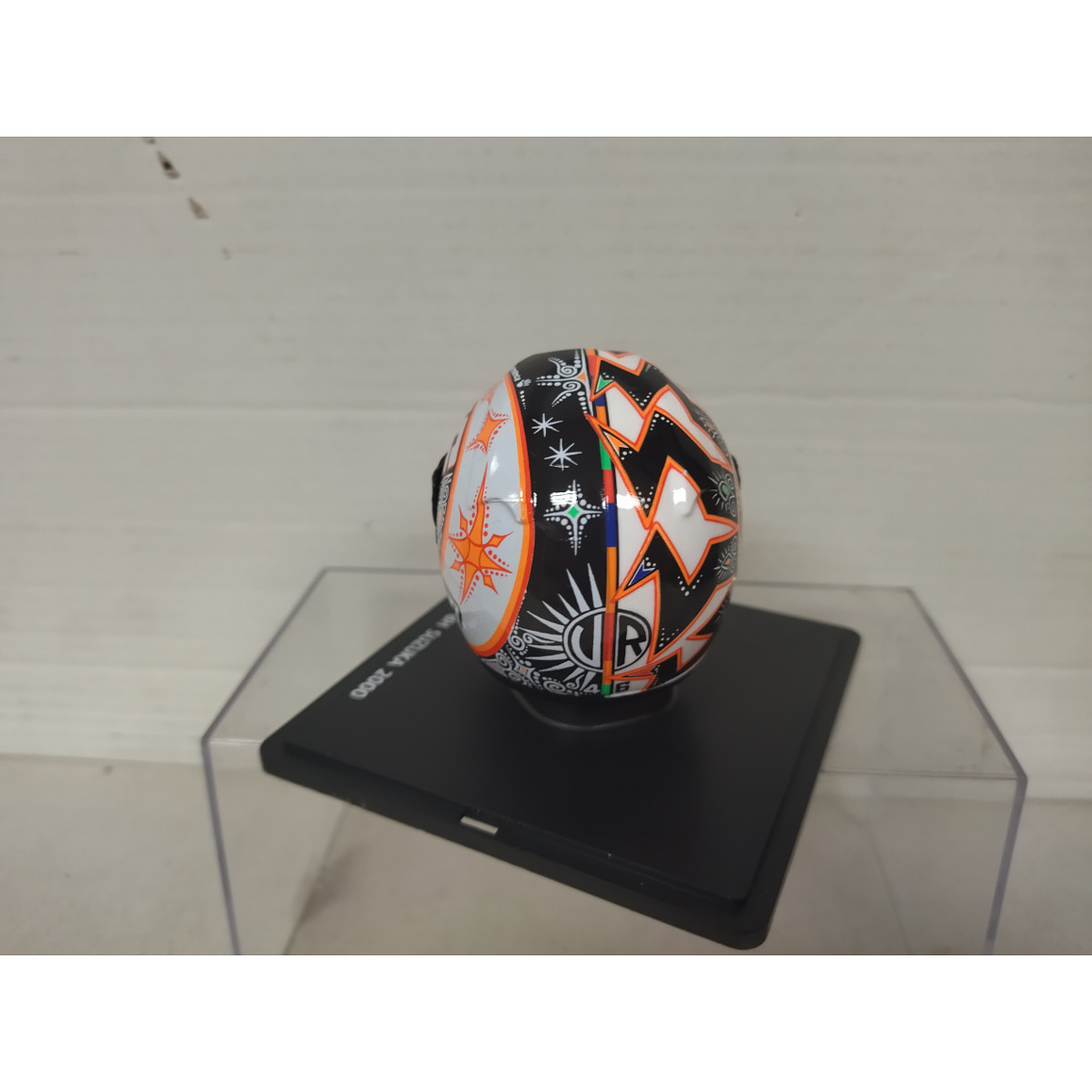 Casco de Colección 8 Hrs Suzuka 2000. AGV Valentino Rossi. Escala 1:5 3
