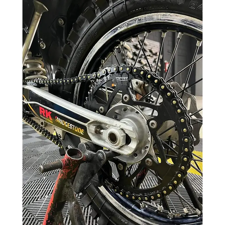 Cadena RK 520 ZXW. Black Scale, Xw'ring, Remache, Japonesa 6