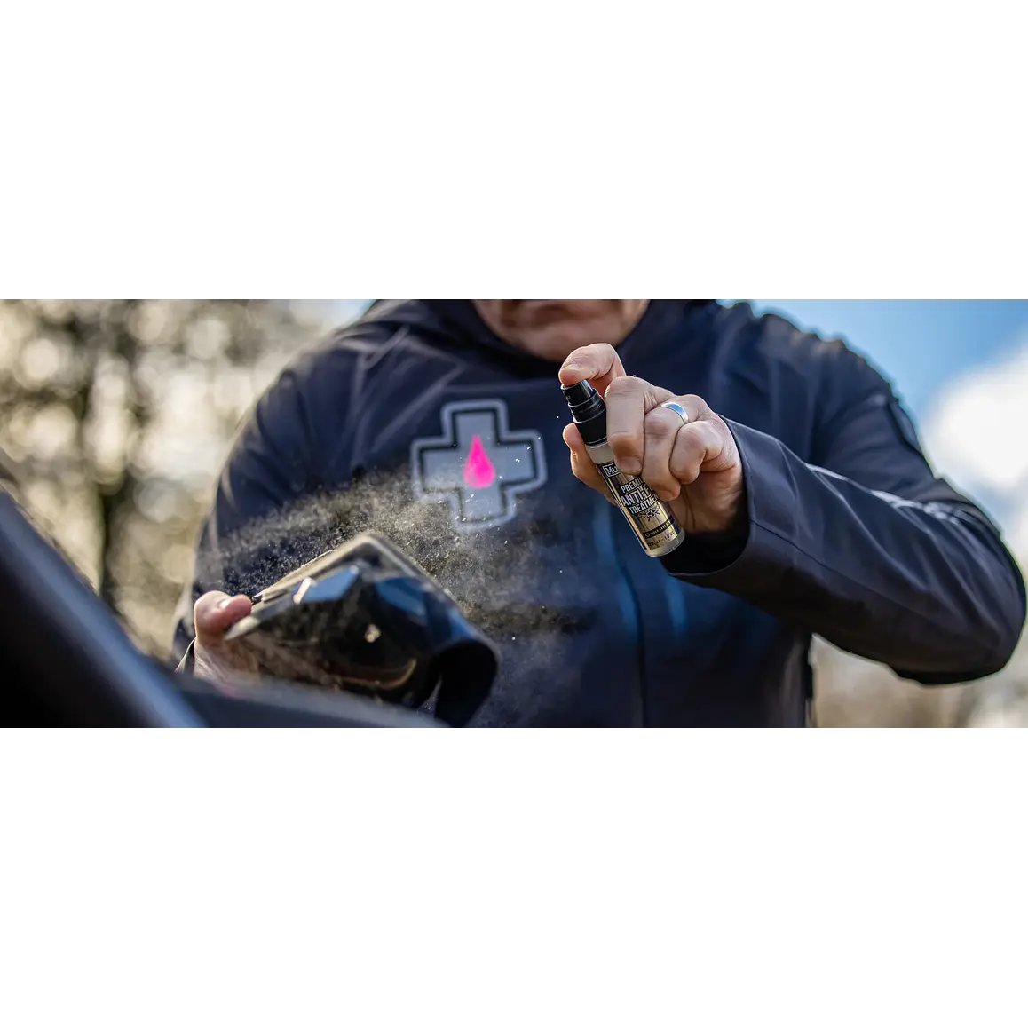 Kit de Limpieza para Casco Muc-Off 7